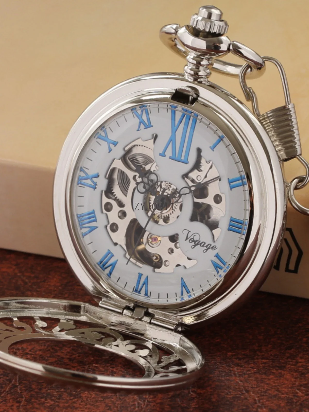 全自動機械式懐中時計レトロノスタルジックなフリップ中空メタルシェルネックレスウォッチ