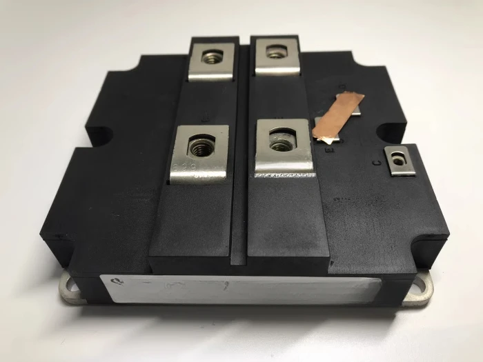 ل FZ1600R12HP4 FZ1600R17KF6C_B2 FZ2400R17KF6C_B2 FZ1600R17HP4