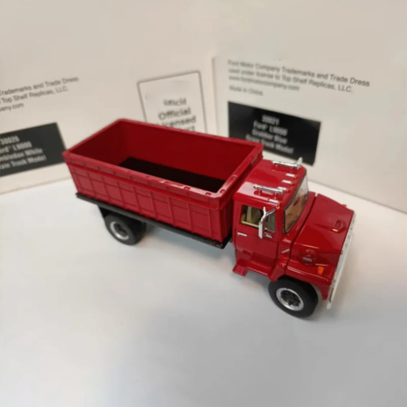 

1:64 Scale Ford L9000 Straight Trucks Limited Edition Simulation Alloy Car Model Static Display Collectible Gift Souvenir