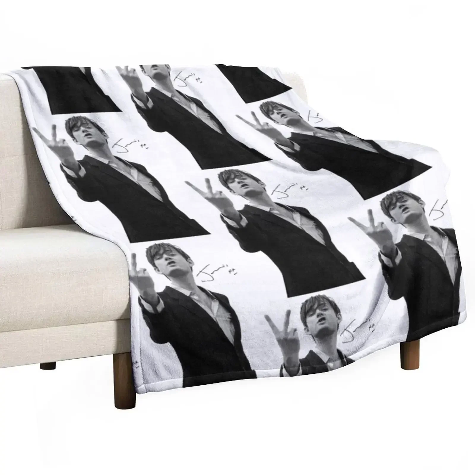 

New Jarvis Cocker Outline V Sign Artwork with Autograph Clear Background Iconic Throw Blanket