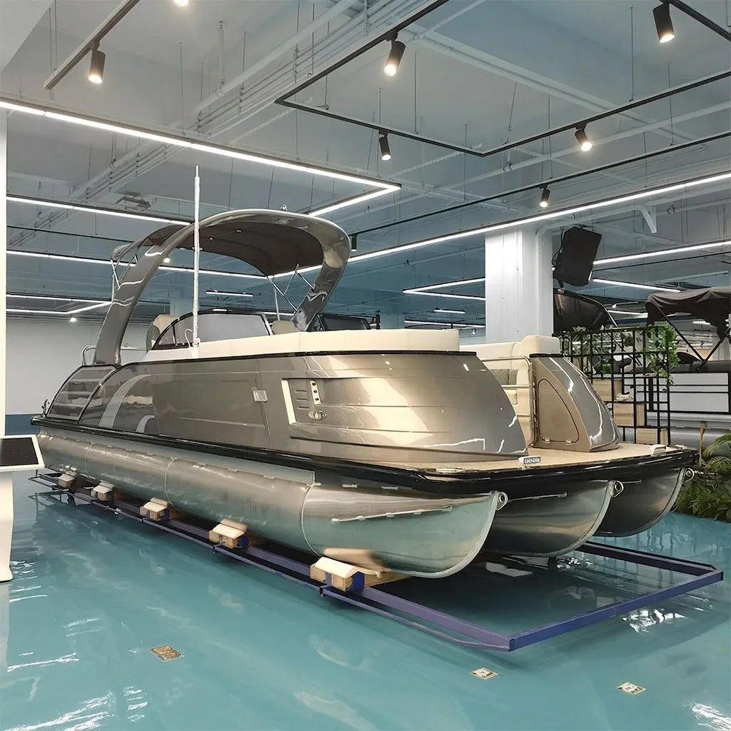 High Quality 27ft Luxury Tritoon Boat Fiberglass Fence Pontoon Yacht Comfortable Double Row Sofa Cruise Boat
