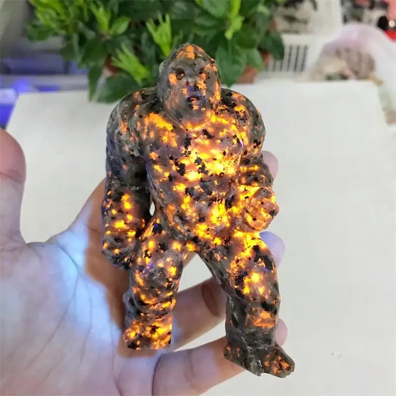 10CM Natural Yooperlite Savage Carving Crystal Healing Powerful Figurine Polished Gemstones Sculpture Crafts Gift 1pcs