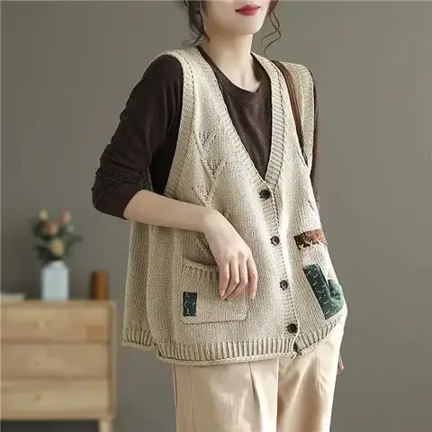 V Neck Knitted Vest Single Breasted Women\'s Waistcoat Sleeveless Sweater Loose Casual Pocket Coat   Top T483