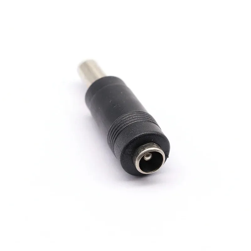 Conversion he-ad soc-ket Dc power ada-pter connector plug 5.5 * 2.1mm female to 5.5 * 2.5mm male