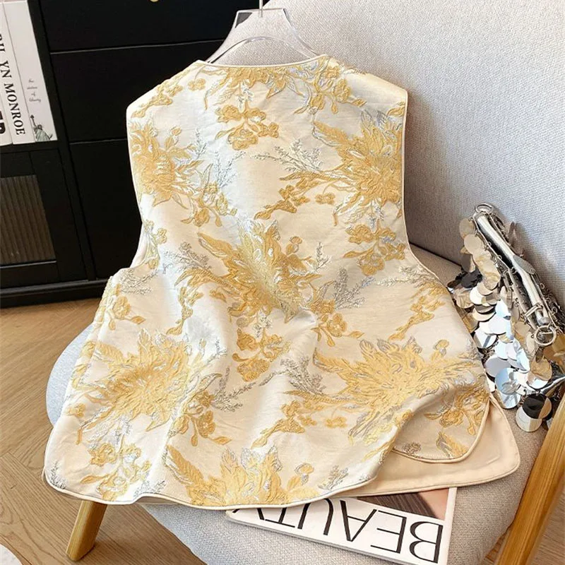 Women's Vest Women's jackets New Style Embroidered Vest Spring Explosions Young Antique High-end Temperament Wearing Vest Women