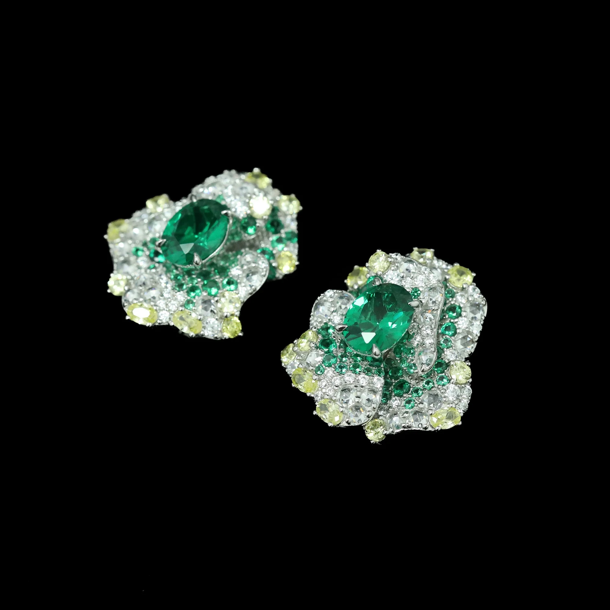 Gorgeous Flower Artificial Oval Emerald Stud Earrings Luxury 925 Sterling Silver Fine Jewelry for Women's Birthday Festival Gift