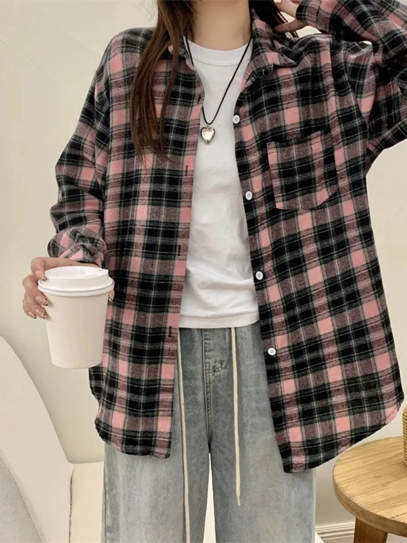 

Французская милая стильная синяя клетчатая свободная рубашка с длинными рукавами для девочек, женская солнцезащитная куртка средней длины, модная