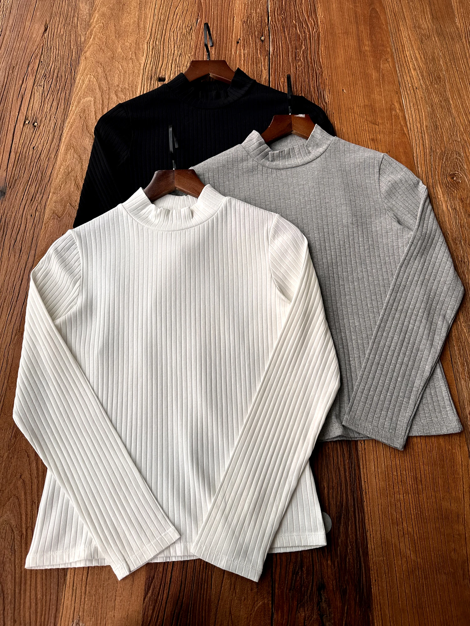 Ele Slimming f High Ne Base irt ملابس تريكو نسائية ذات لون نقي للخريف والشتاء بطبقة أساسية