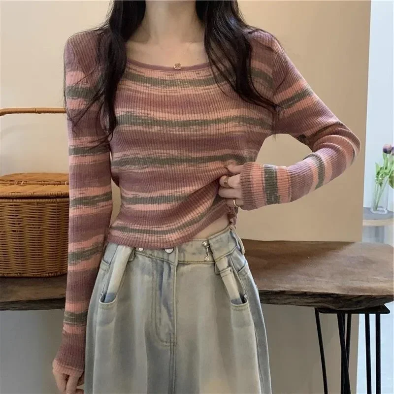 韓国シリーズスクエアカラーニットトップ女性 Y2k 服 2025 初秋の新ギャルスリムフィットインナーウェアスリーブボトミングシャツ