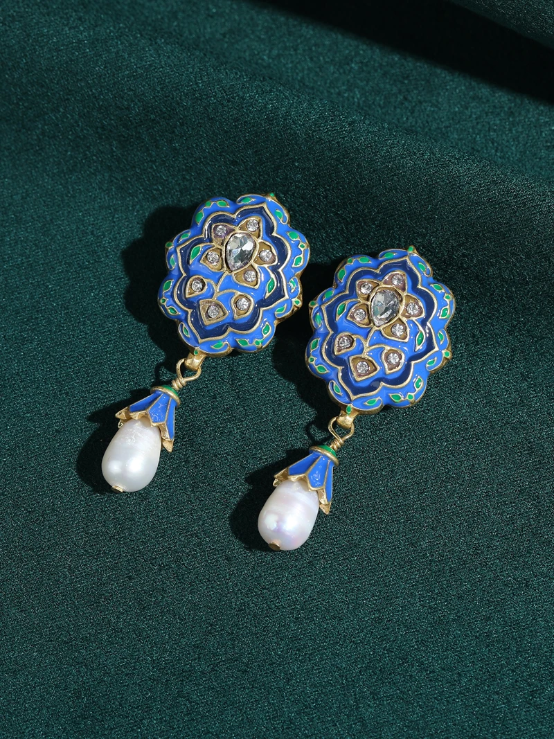 خمر الأقراط الزرقاء الكبيرة قطرة المينا اللؤلؤ زهرة قلادة اللون الفاخرة جودة مجوهرات اكسسوارات الحفلات للنساء 2025 جديد