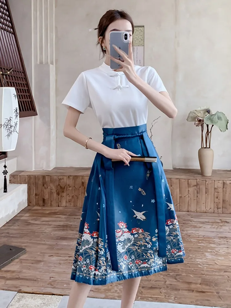 

Новый китайский женский комплект из восьми частей: юбка-ханьфу и топ, лето 2025, модифицированный ханьфу, маленький размер, традиционный этнический стиль