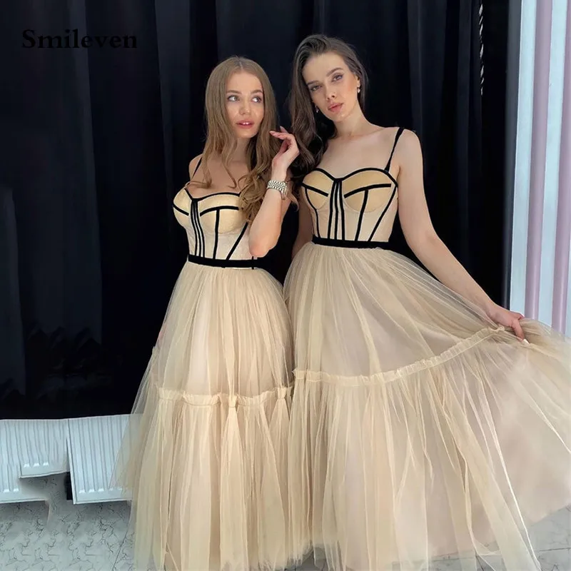 

Smileven Fashion Modern Champagne Dotted Tulle Short Prom Dresses Spaghetti Straps Evening Gowns Sweetheart Corset Party Gowns