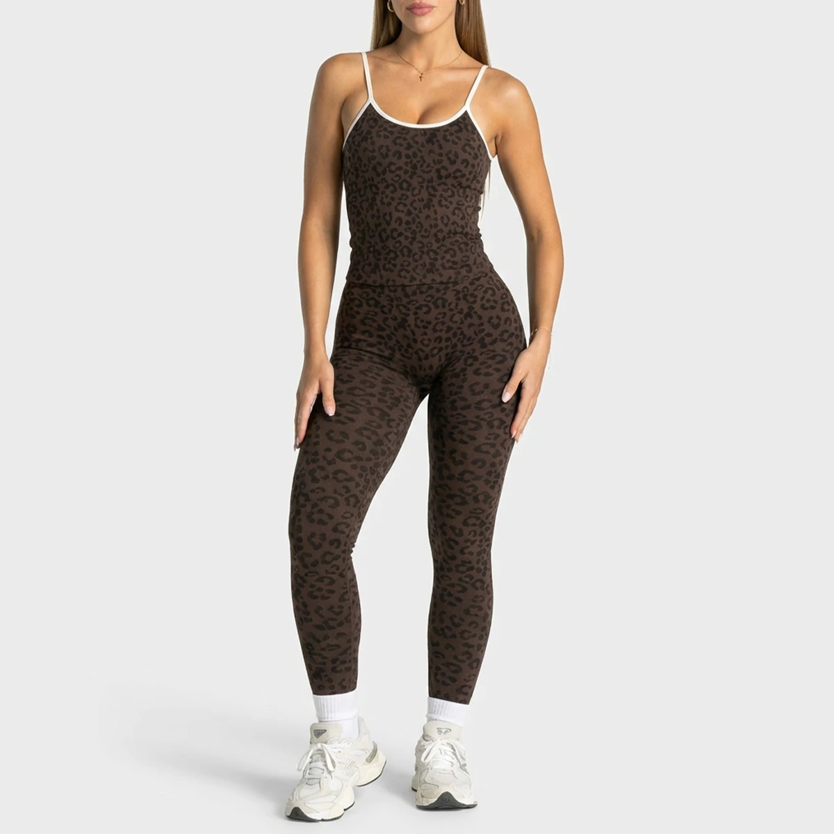 ワイルドレオパードヨガワークアウトセット ノースリーブトップ&ロングパンツ 女性用 吸湿発散性高ストレッチフィットネスアクティブウェア 1