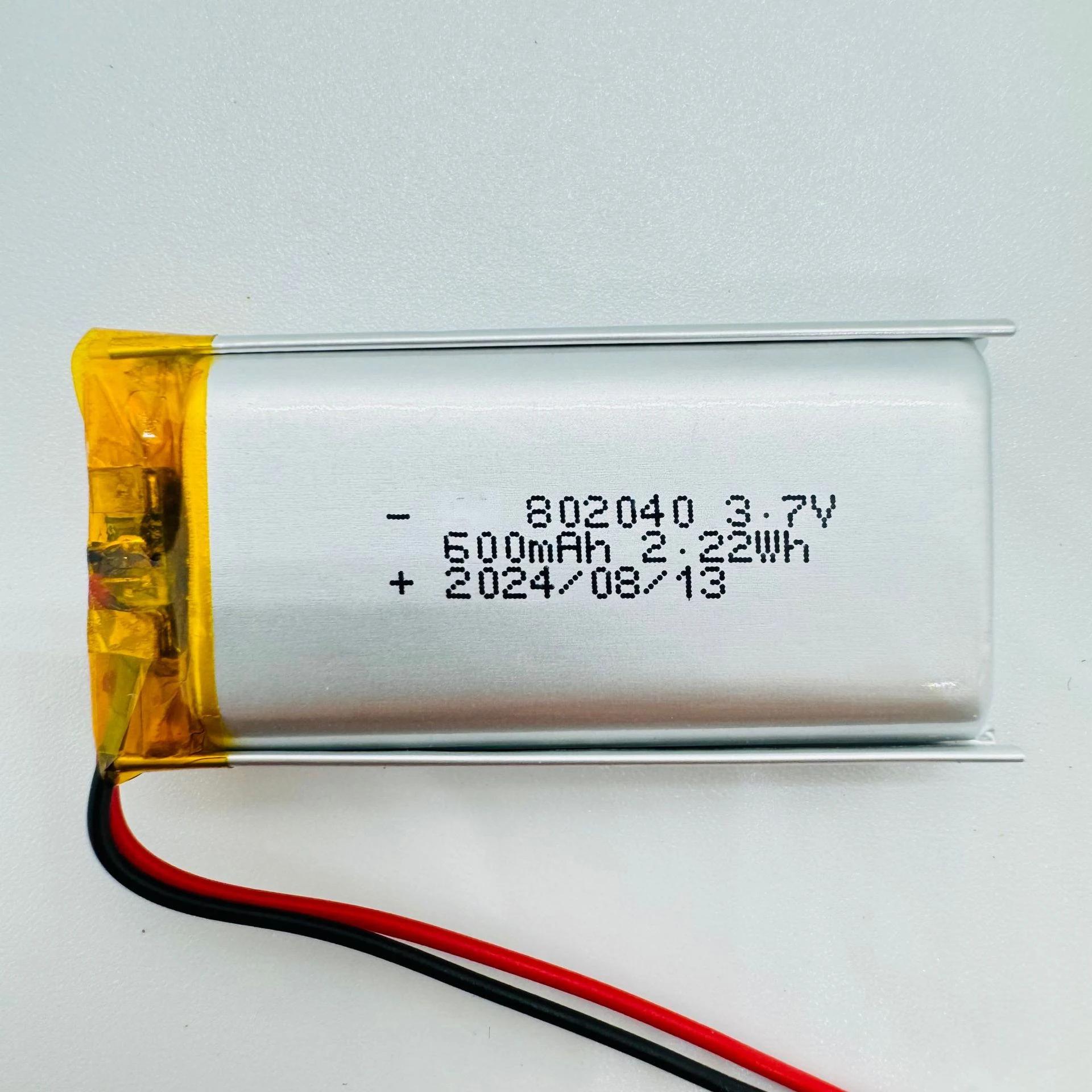 802040 3.7v 600mah Polymer Lithium Battery Suitable for Bluetooth Earphones Beauty Instruments Barcode Scanners Gunners and Fans