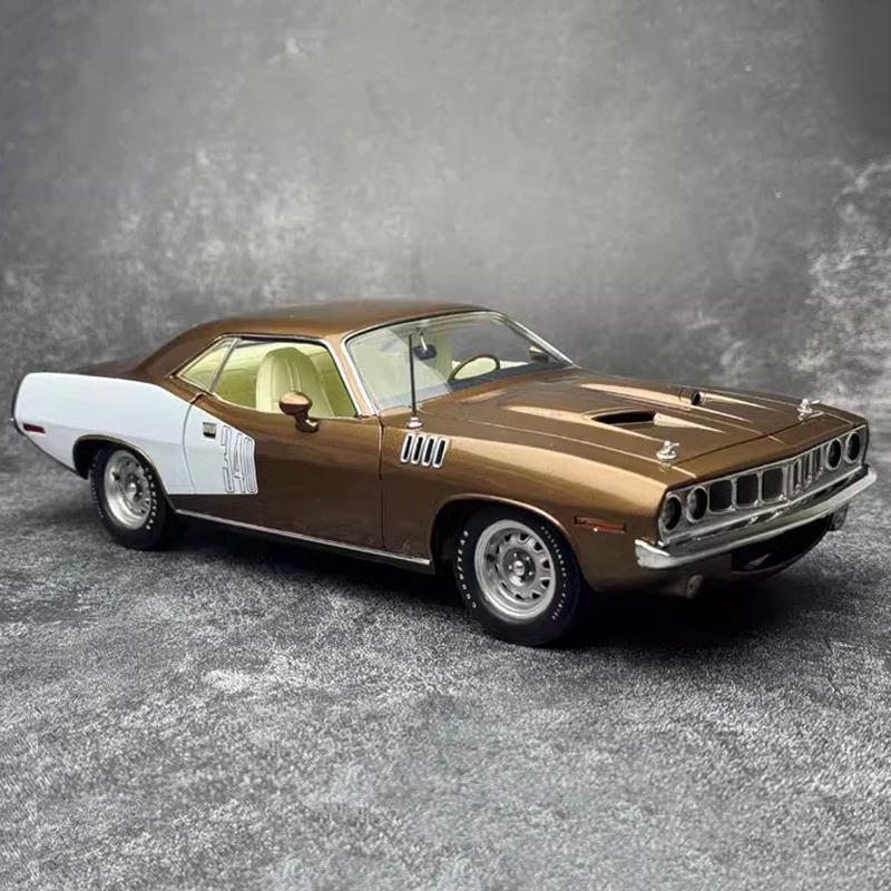 ACME 1:18 Plymouth Cuda 1971 muscle simulation alloy car model