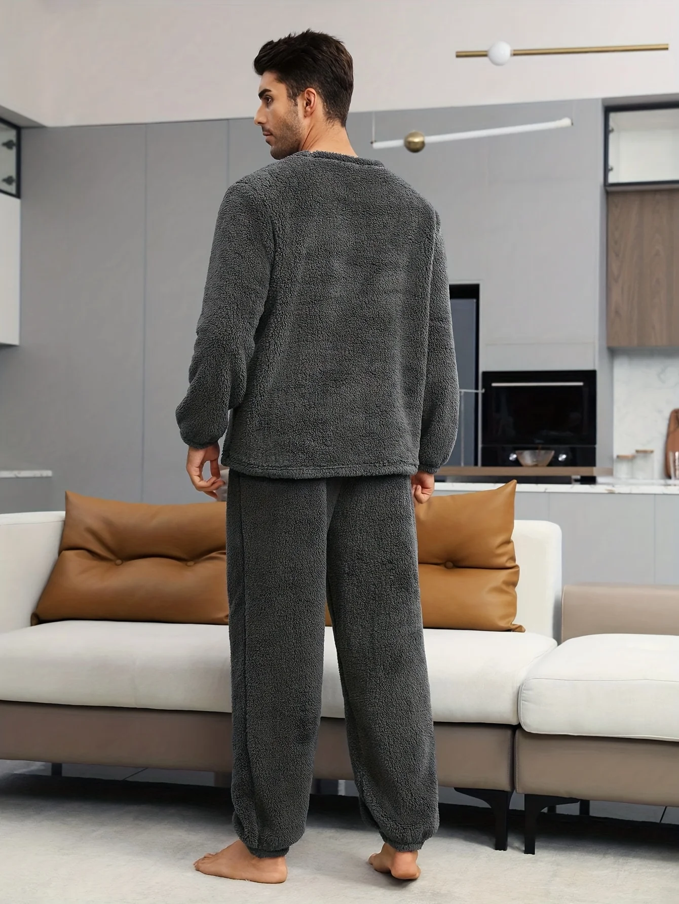 طقم بيجامات رجالي من الفلانيل طقم ملابس مريحة دافئة مطرزة للرموش ملابس مريحة سميكة ملابس منزلية ناعمة ومريحة