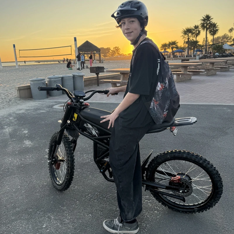 GT73 جميع التضاريس 25 "الطرق الوعرة الإطارات الدراجة الكهربائية الدهون الإطارات الدراجة 2000 واط 30-50 كجم/ساعة دراجة الترابية الكهربائية