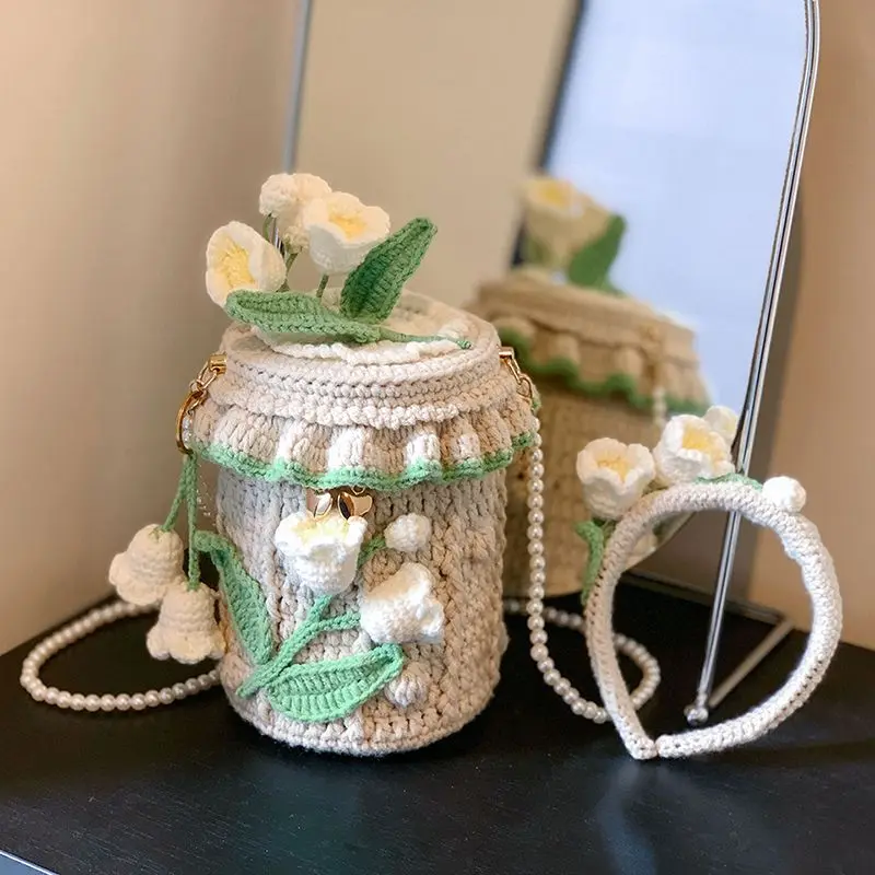 Cute and fashionable handmade woven bell orchid bucket material bag, yarn crochet best friend gift bag