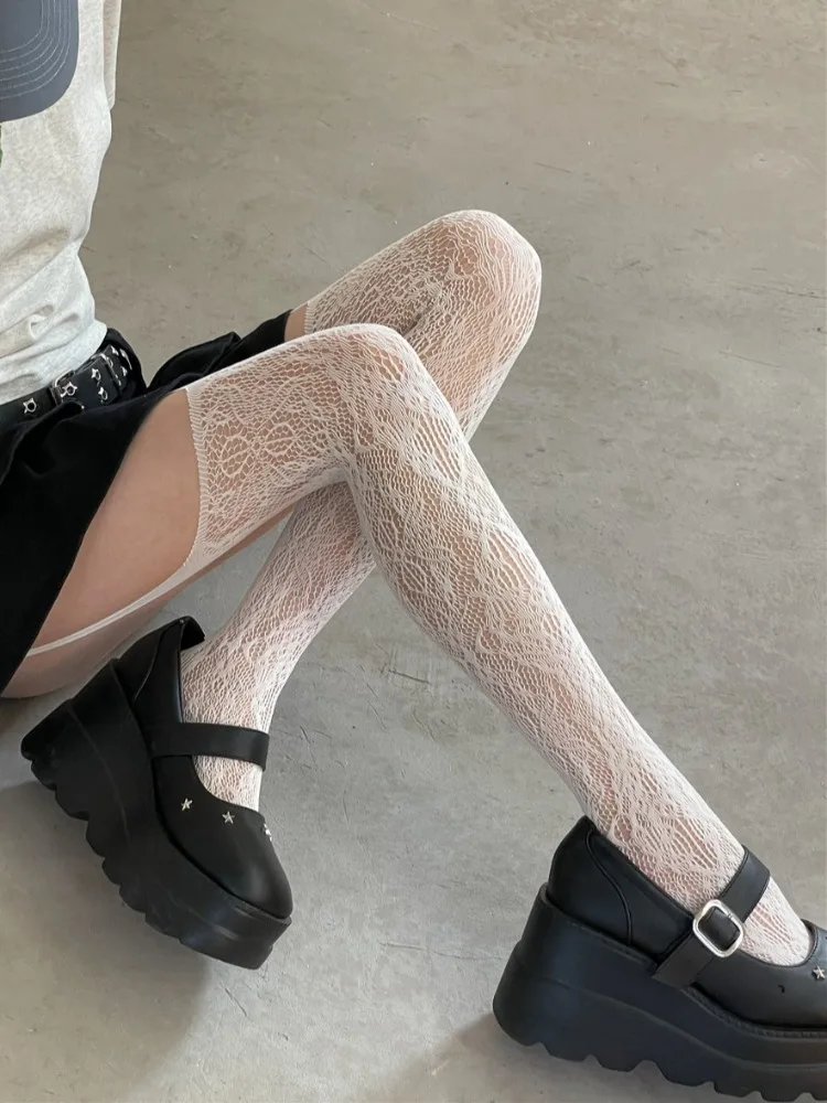 جديد الأزهار نمط القهوة جوارب شبكية مع الحمالة المرأة مثير براون الجوف خارج شبكة الفخذ العليا الجوارب لوليتا الجوارب الطويلة
