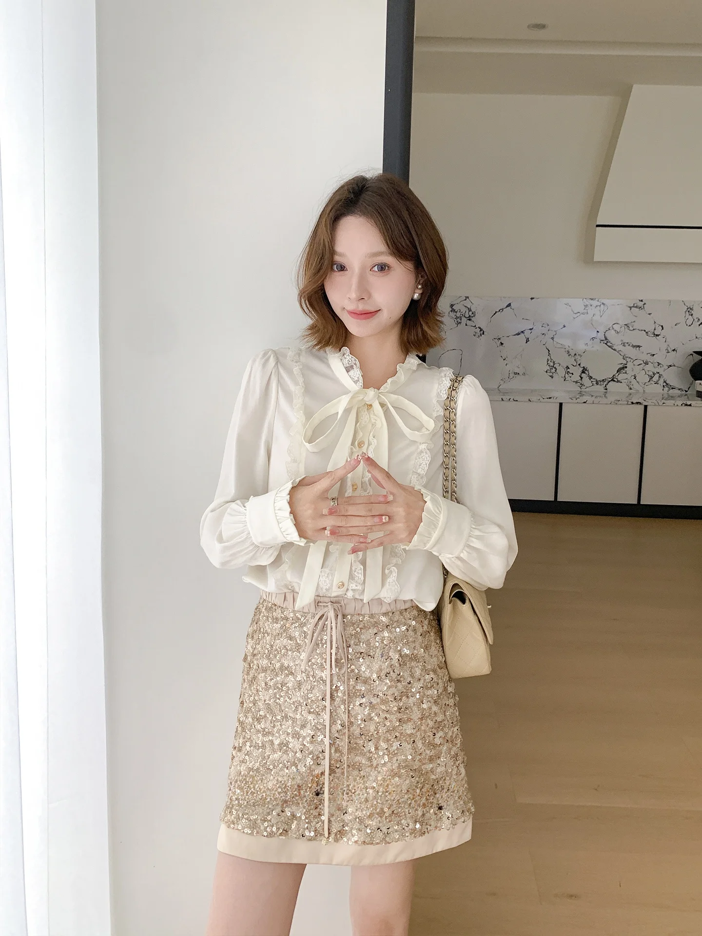 

Женские шорты с высокой талией, прямого кроя, эластичные, повседневные, для осеннего сезона, для города, из полиэстера