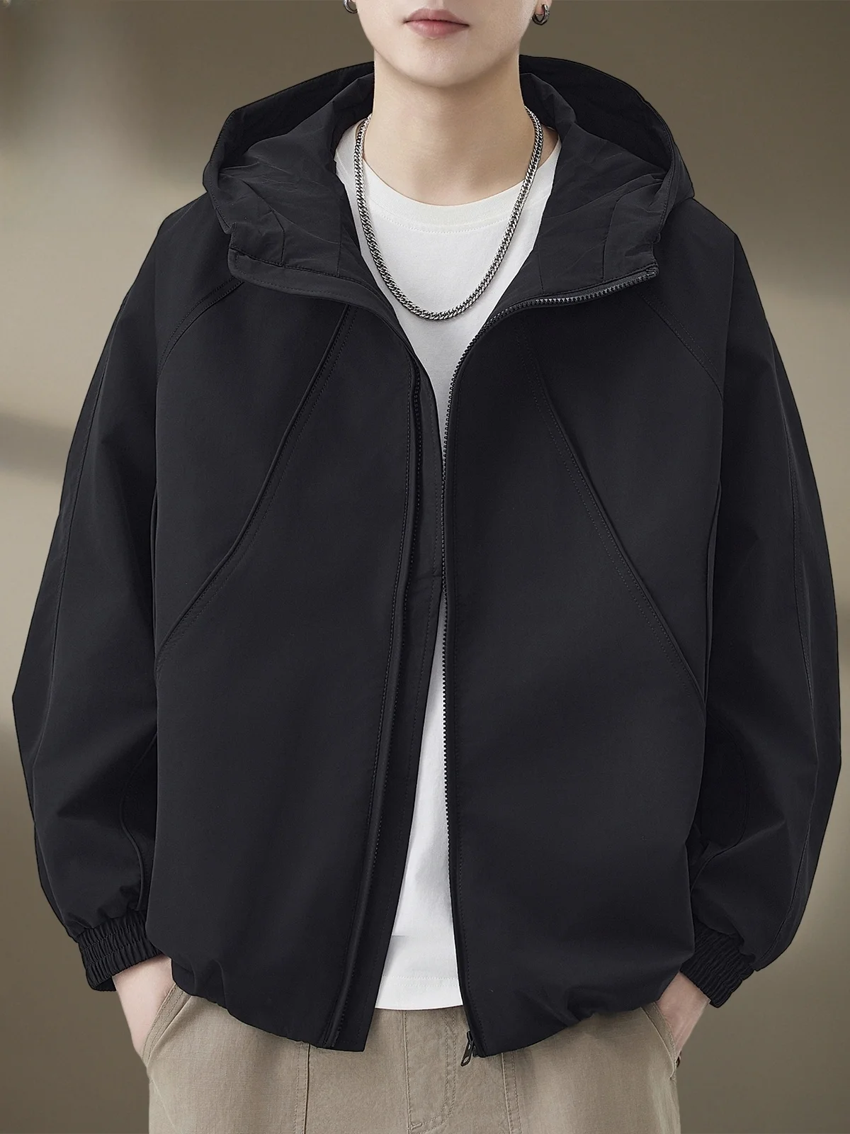 

Мужская куртка 2025: Новинка осени, модная верхняя одежда с капюшоном, в стиле пэчворк, из полиэстера, с длинными рукавами, на молнии