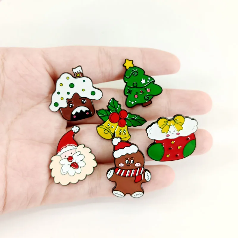 Newest Christmas Brooches Cute Santa Claus Christmas Tree Enamel Pin Metal Badge Backpack Clothing Jewelry Holiday Gift
