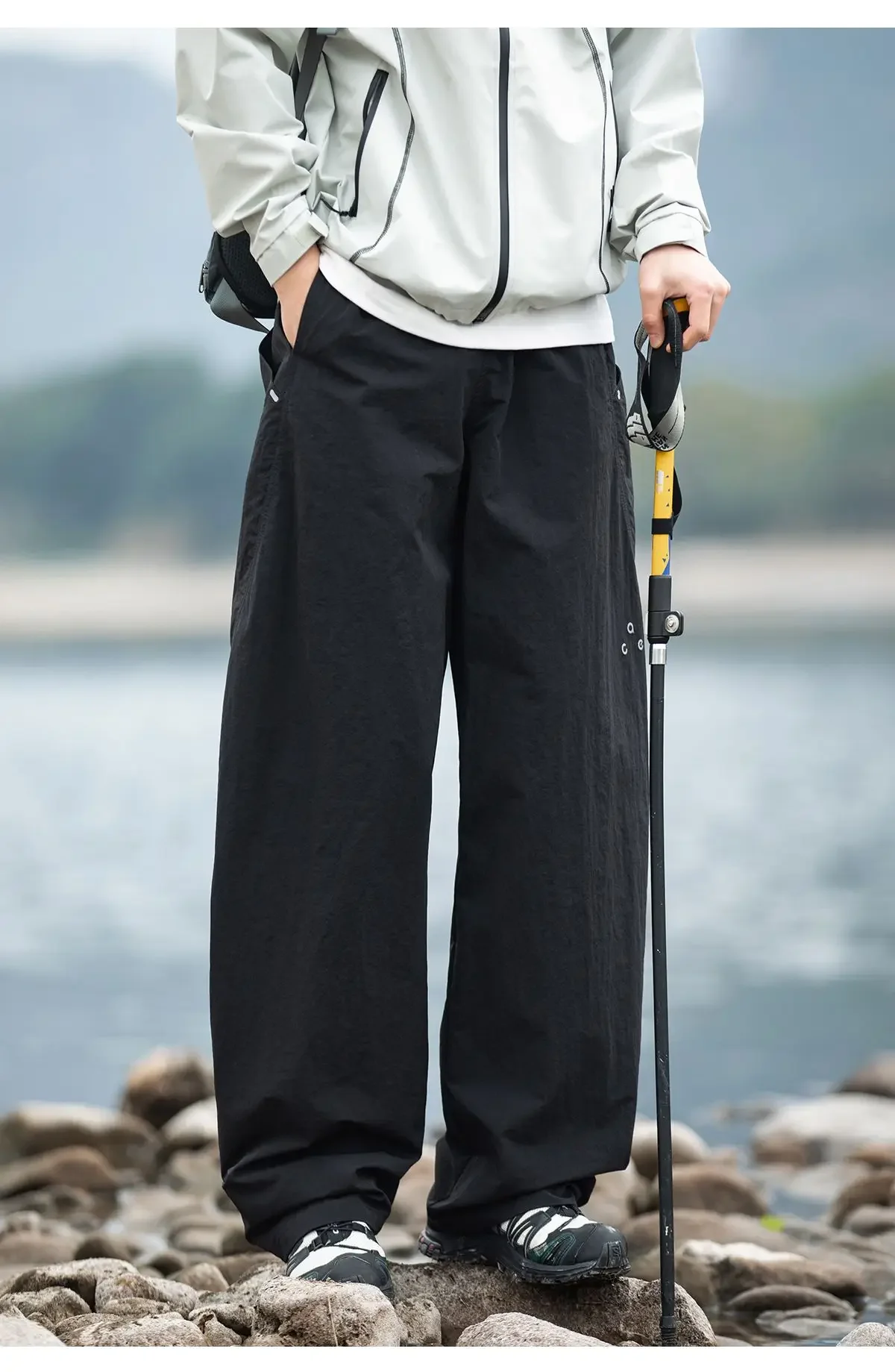 Herbstliche Outdoor-Hose, wasserabweisend, schnelltrocknend, gerade geschnitten, locker, lässig, mit elastischem Bund, für Männer und Frauen geeignet. – Detail 13