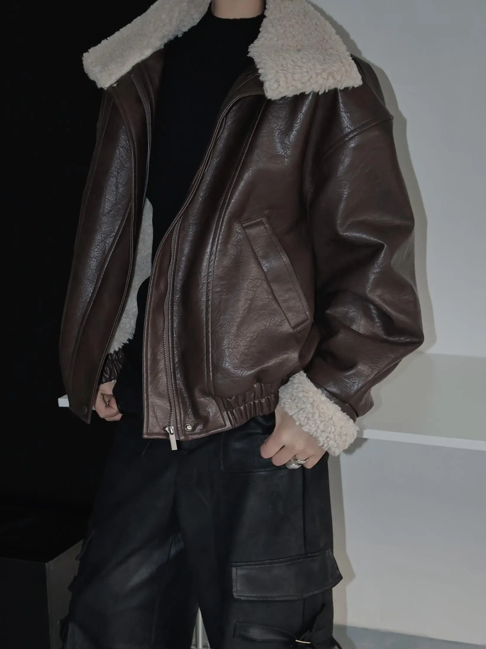 Street Sle Lamb Fur Jaet Thi Warm ort Leather Coat for Women Zipper Closure Polyester Fiber Winter Outerwear