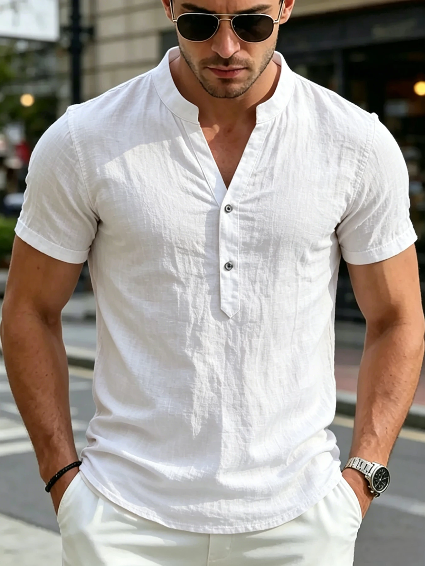 Chemise Henley blanche à col montant pour homme, style urbain italien mature, tissu texturé en lin respirant, coupe ajustée