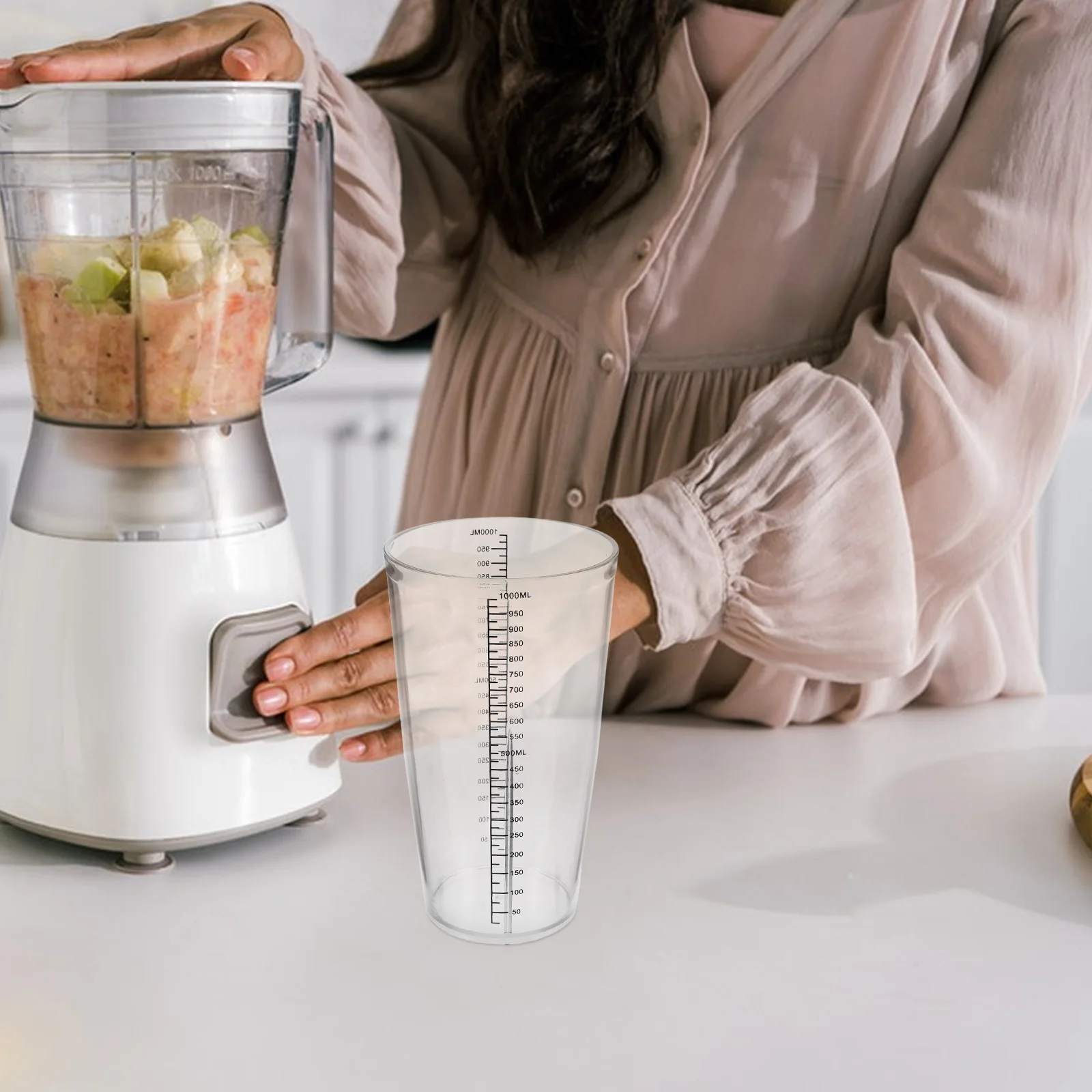 

1000Ml Plastic Blender Replacement Cup - Clear Graduated Mixing Cup for Drinks - Ergonomic Handle Blender Container Supplies