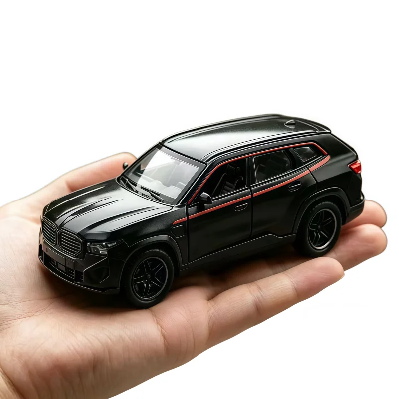 Modellino di auto SUV in lega - Desk Setup Decor recensione e prezzo