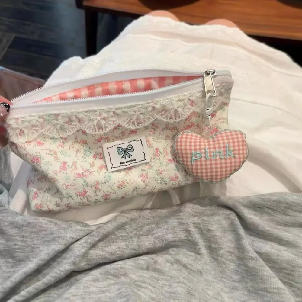 Stifttasche mit frischem Spitzen-Blumenmuster, großes Fassungsvermögen, multifunktionale Schreibwarentasche, Federmäppchen für Studenten, zurück zur Schule