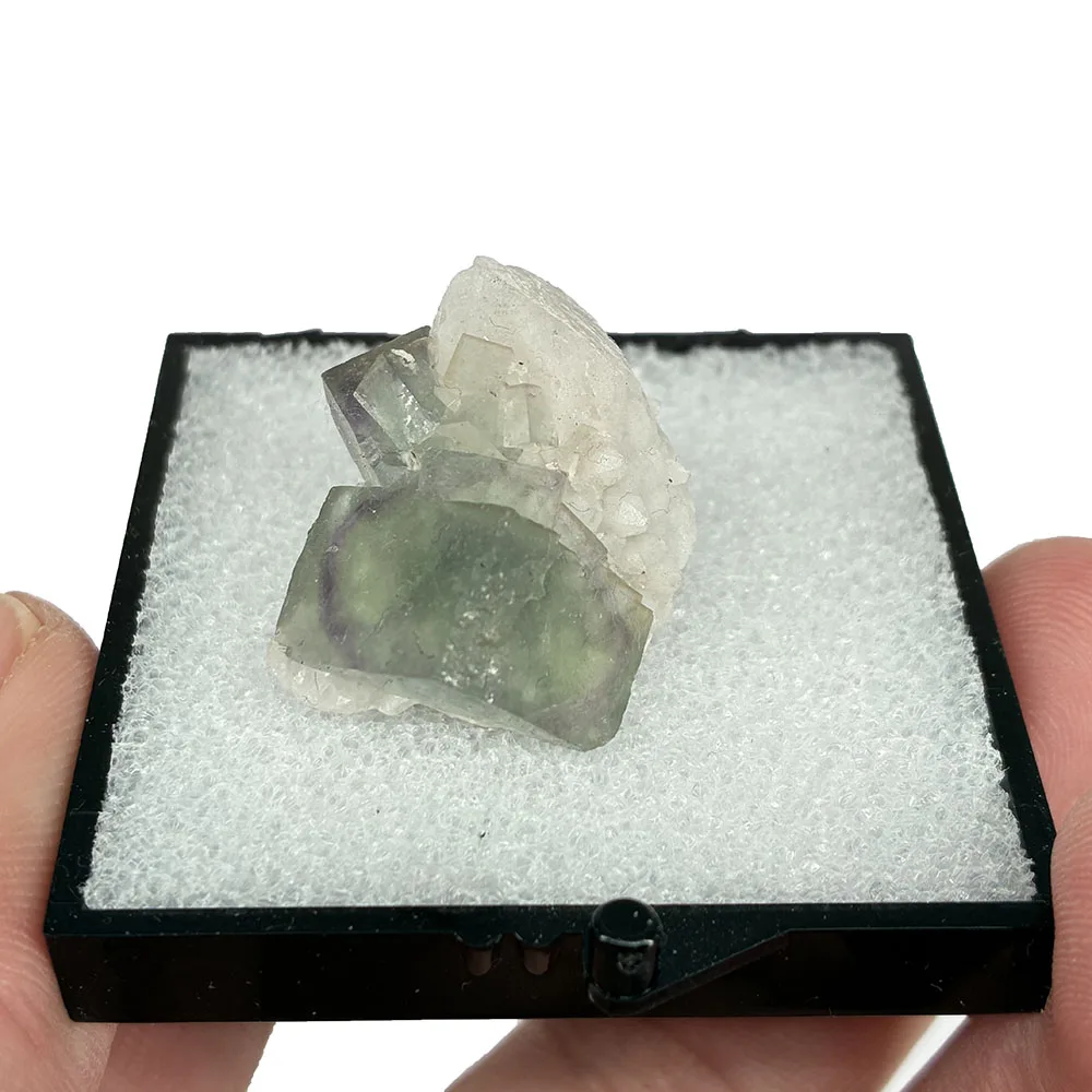 A0-5A 100% Natural Fluorite Quartz Mineral Stones And Crystals Teaching specimen Inner Mongolia