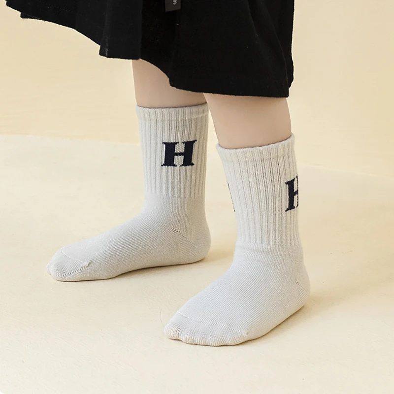 2023 Spring Cute Cotton Student Slippers Stockings Children Solid Color Letter White Thermal Sleeping Socks for Baby Accessories