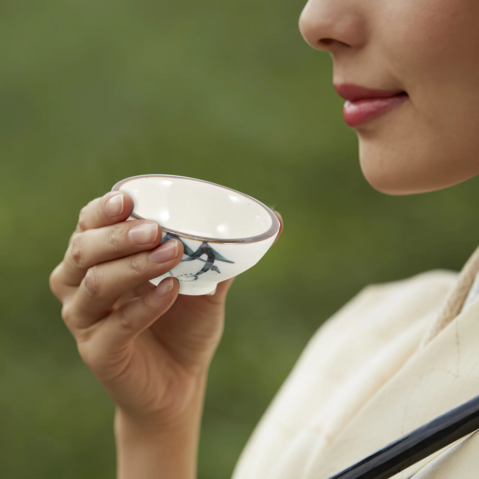 

1Set Japanese Style Ceramic Teapot Fine Workmanship Anti-Scald Handle Home Restaurant Tea Pot White Toaster 2 Slice