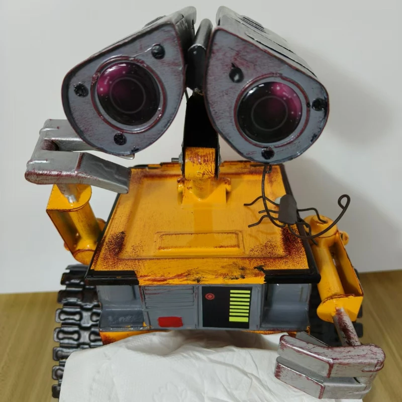 

Cartoon Disney Movie Peripheral Iron Art Wall-E Retro Tissue Box Craft Metal Piggy Bank Model Home Decor Children Birthday Gift