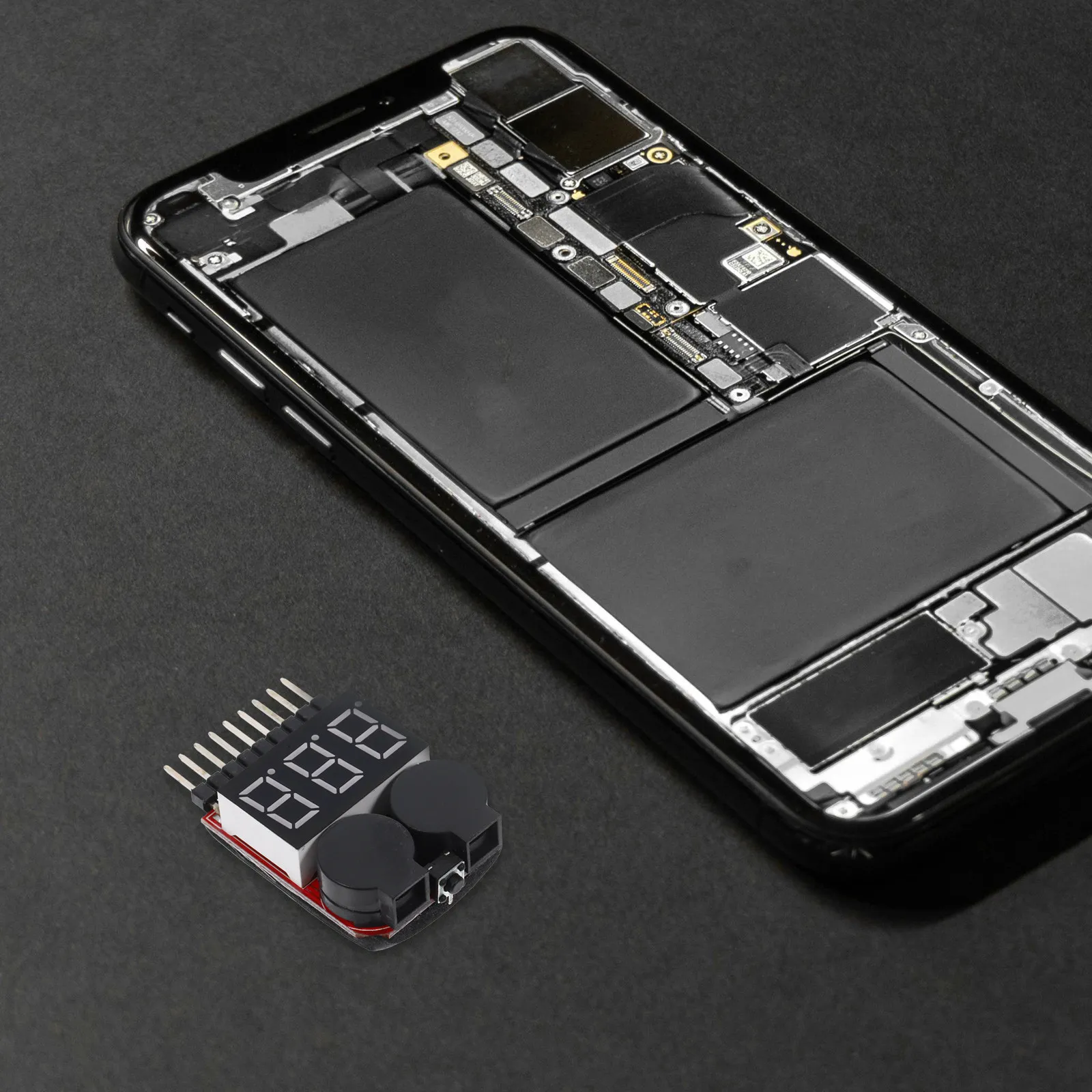 

Тестер-монитор для LiPo аккумуляторов с сигнализацией низкого напряжения, индикатором LED и цифровым измерителем емкости (1-8S)