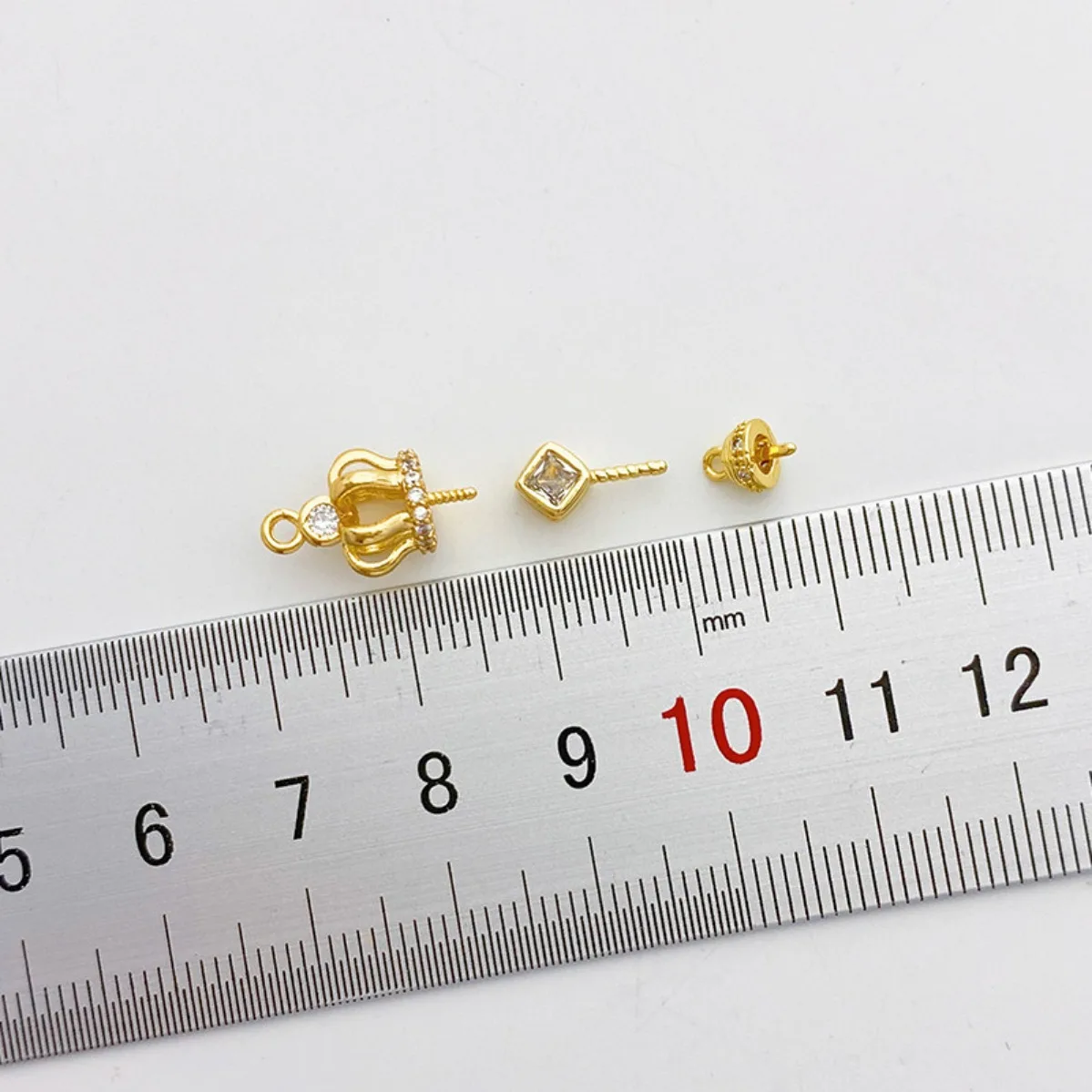 18K Gold Plated Inlaid Zircon Crown Square Sheep Eye Needle Charm DIY Findings for Pearl Bracelet Necklace Jewelry Making
