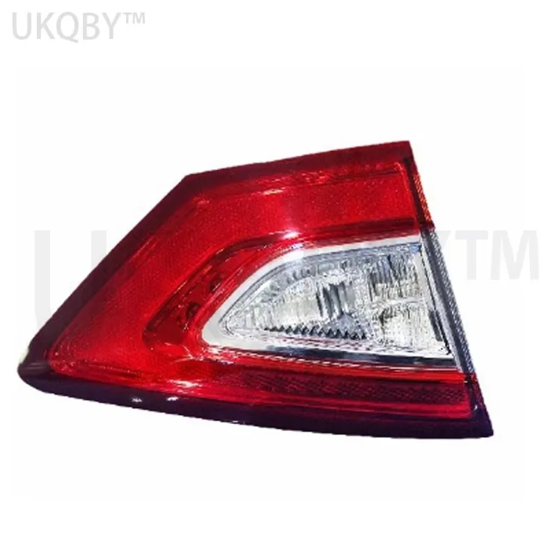 

применяется Fo rt e Ne w Mo nd eo 13-16 внутренний задний фонарь L высокого класса без кабеля DS7313A603JE