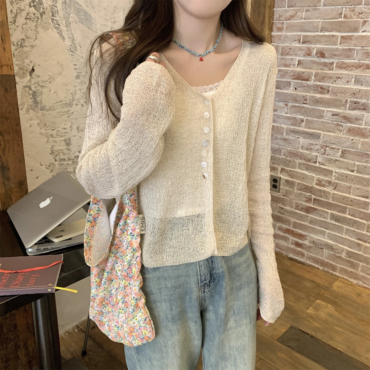 

Hong Kong Sle Women's Summer New Ice Silk Hollow out Knitted awl Cardigan Thin Veil Open Cardigan Sun Protection Top Trendy