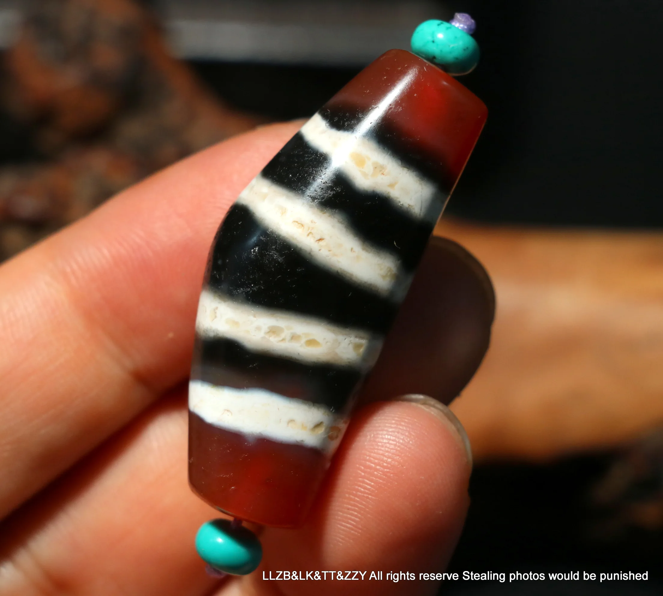 A Treasure Unique Energy Tibetan Top old Agate 4 Line Healer Medicine Ox Horn SH dzi bead Pendant Timestown UPD22