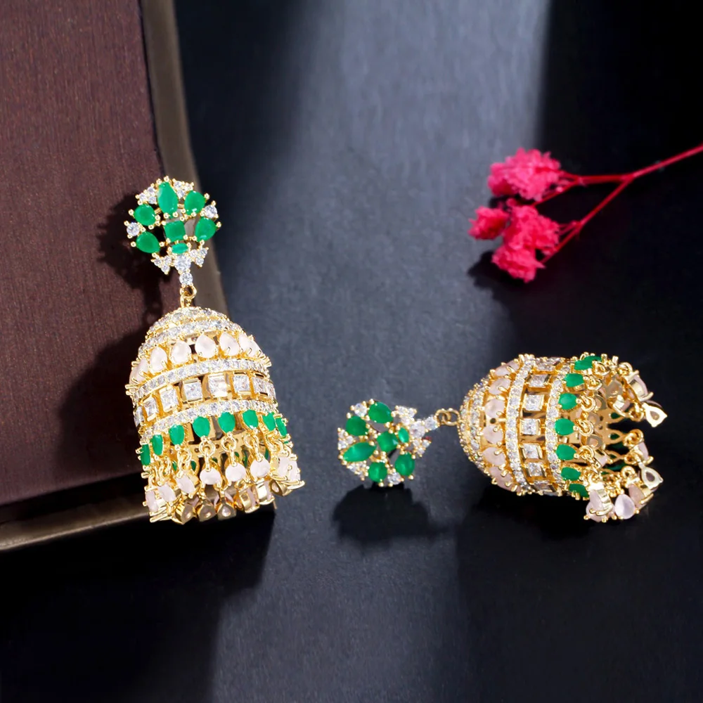 

Pera Vintage Green Pink Cubic Zirconia Gold Color Long Tassel Wind Chimes Drop Dangle Earrings for Women Prom Party Jewelry E982