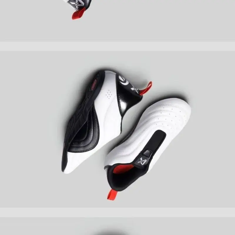 

Professional Taekwondo Shoes Men Women Soft Bottom Gym Training Shoe Unisex Light Weight Tai Chi shoes Couples