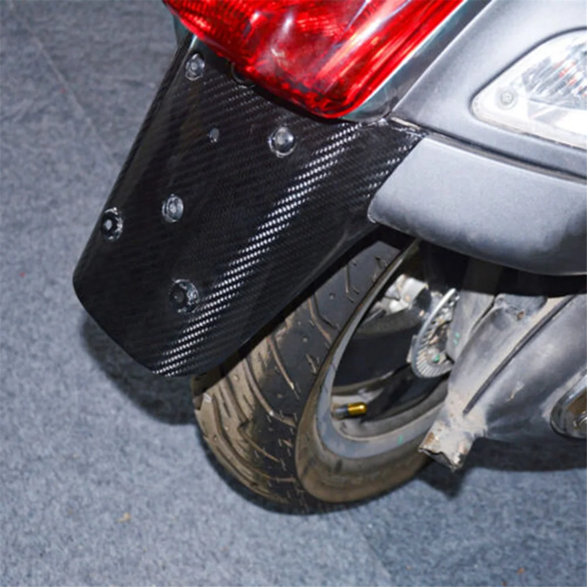 

T61c_Motorcycle Rear Fender Extension for Vespa GTS GTV 300 6R Mudguard Splash Guard Accessories Carbon Fiber