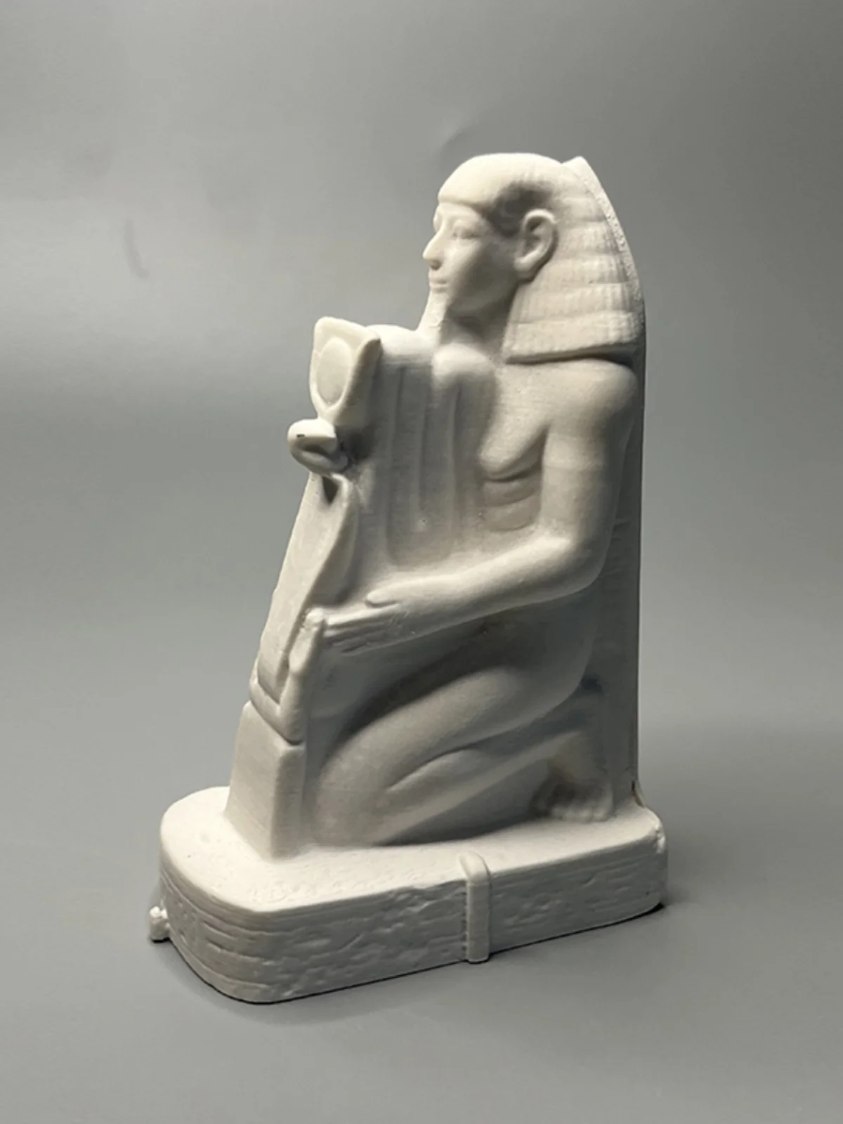 

Ancient Egyptian Pharaoh Pyramid Tutankhamun Mummy Plaster Statue Sculpture