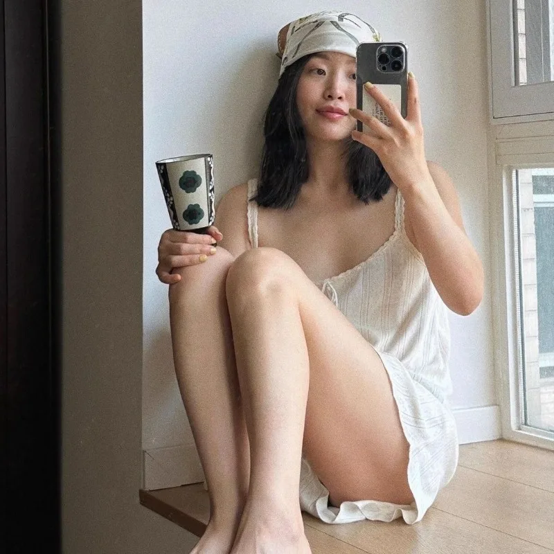 

Explosions French Pure Wind Simple Lace Suspender Nightdress Women's Sexy Backless Home Clothes in Summer Sexy Sleepwear