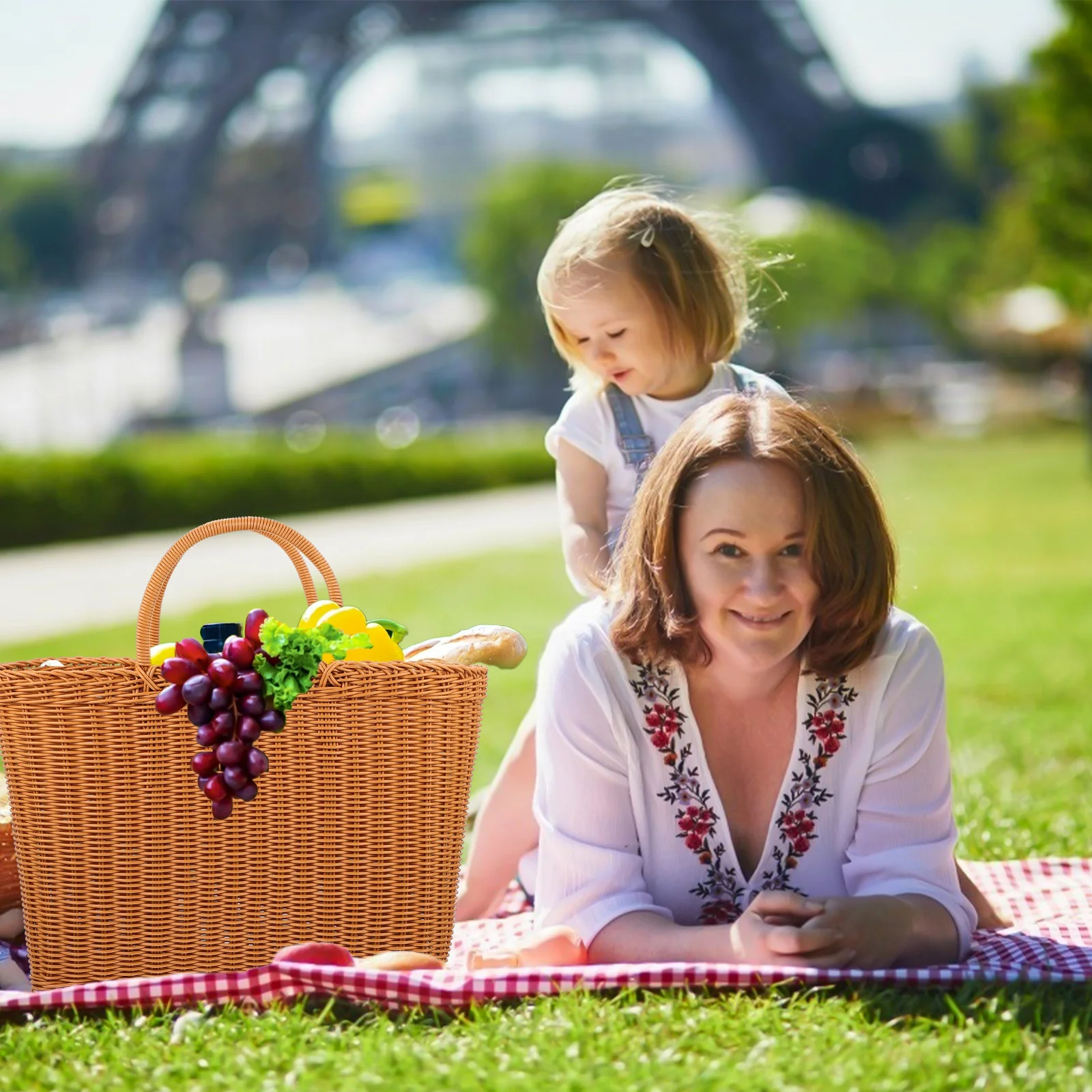 

1Pcs Japanese Style Storage Basket Heavy Duty Plastic Handheld Basket for Garden Picking Vegetables Eggs Portable Rural Style