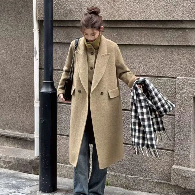 

2025 женское новое шерстяное пальто, 100% шерсть, пальто с пиковыми лацканами, двубортное осенне-зимнее длинное пальто, женский плащ