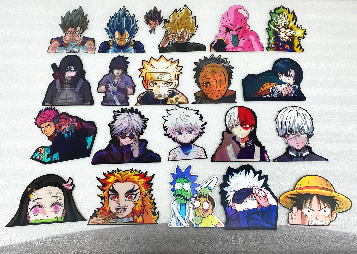 1piece Anime Motion Sticker Waterproof Peeker 3D Lenticular Sticker, Decals for Cars,Laptop, Refrigerator, Etc.