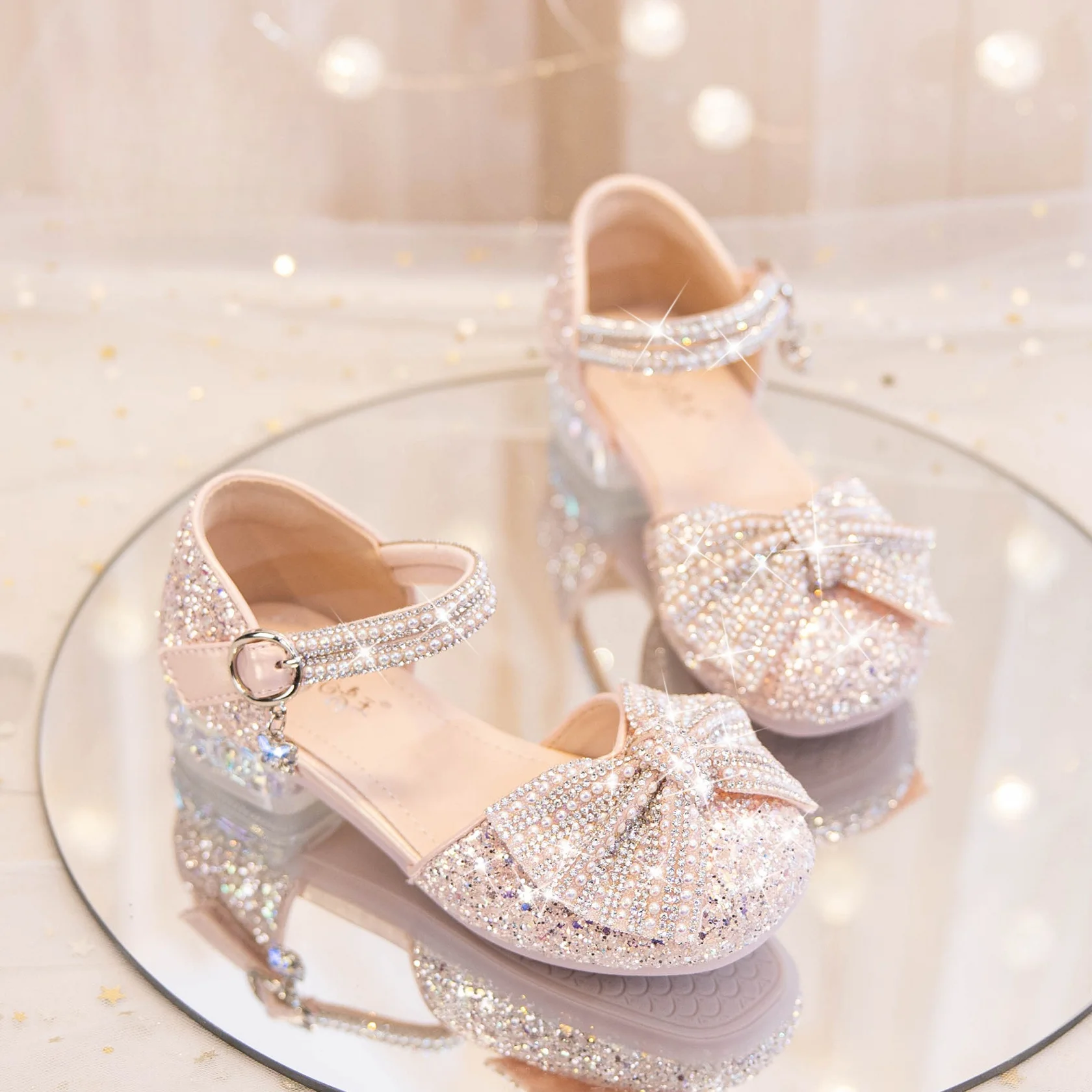 

Princess Girls Ankle Strap Mary Jane Shoes 2026 New Summer Toddler Shiny Beaded Dress Shoes Non-slip Trendy School Dance Flats